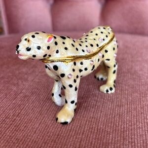 🐆 Jeweled Cheetah Trinket Box | Enamel Leopard Jewelry Holder | Magnetic Hinged